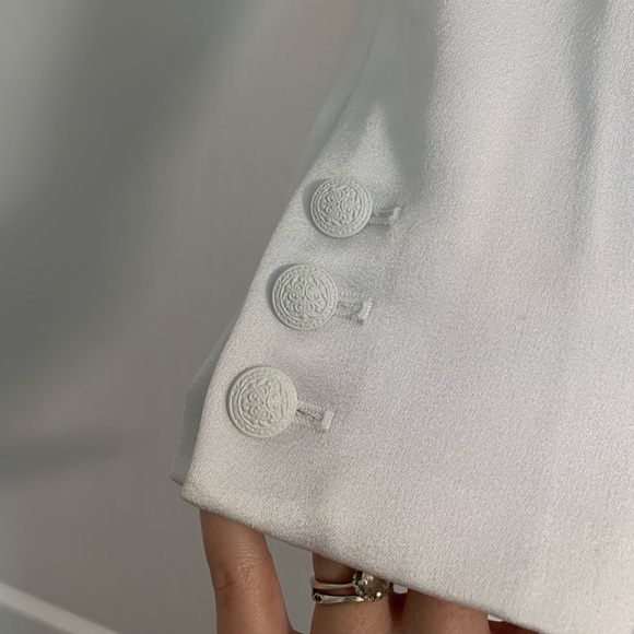 ALICE + OLIVIA Myra Notch Lapel Blazer Romper - Picture 5 of 16